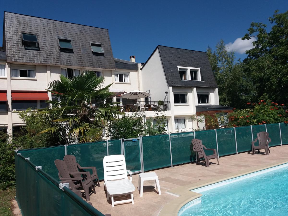 Hotel La Longue Vue Gennes-Val-de-Loire Екстериор снимка