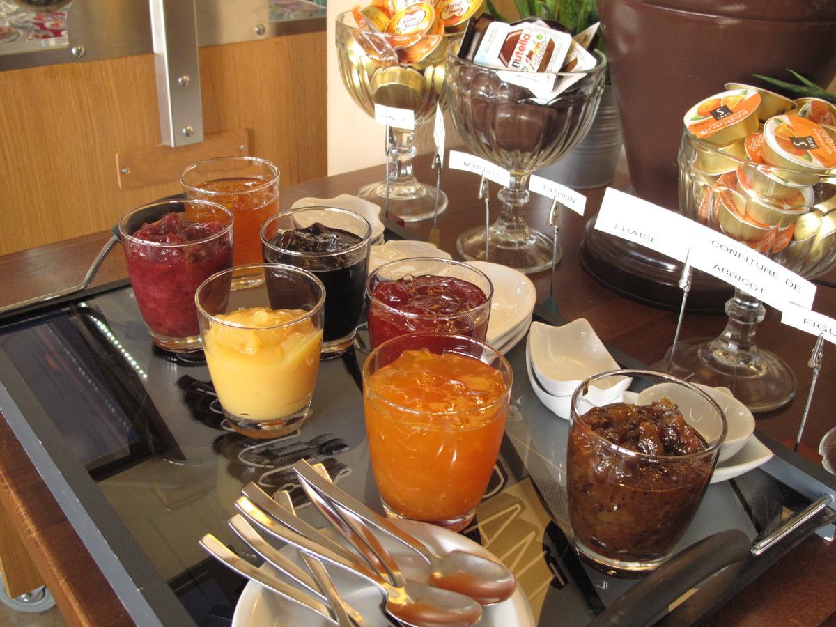 Hotel La Longue Vue Gennes-Val-de-Loire Екстериор снимка